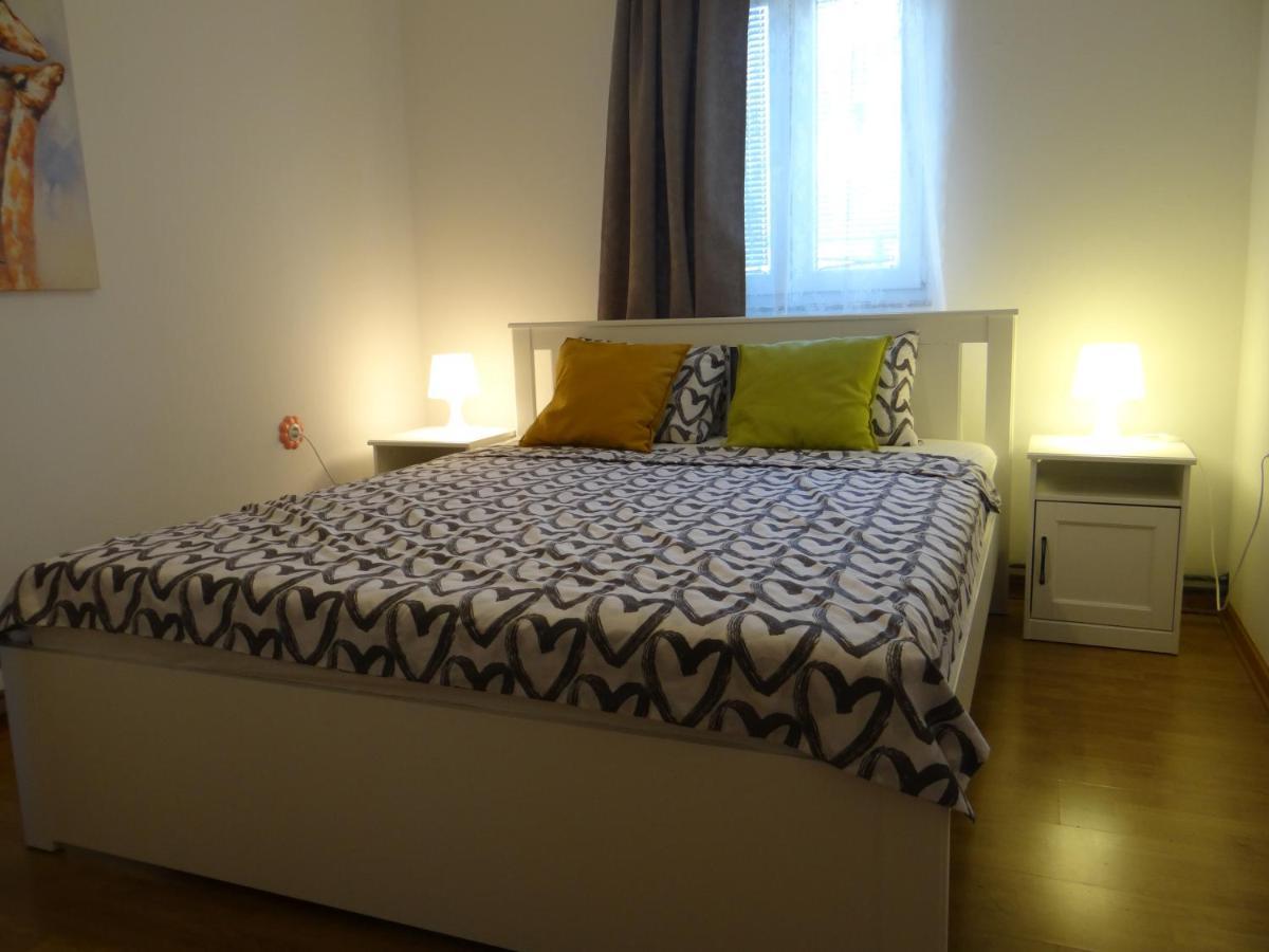 Apartman Ana & Marta Senj  Exterior foto